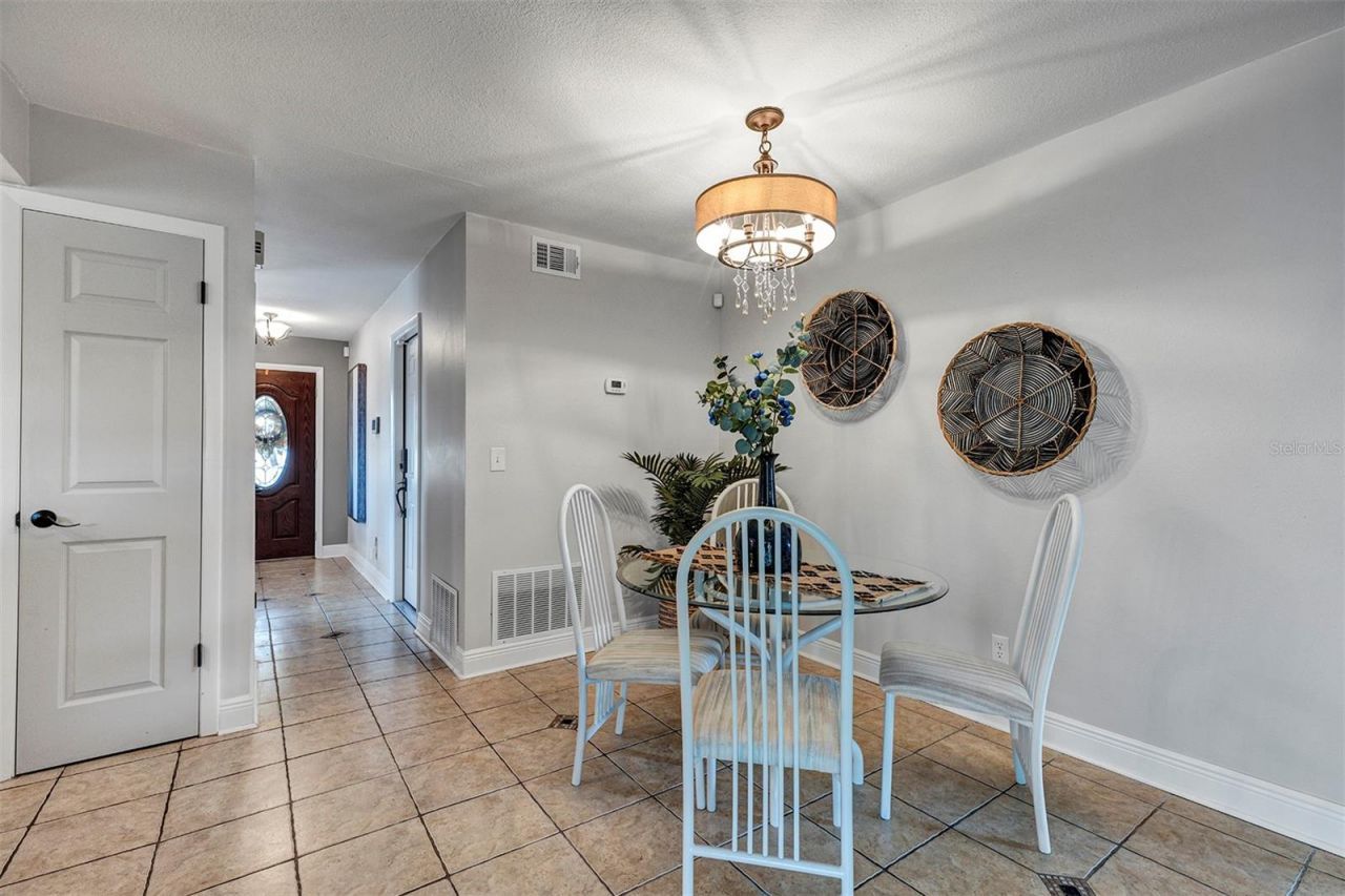 521 American Heritage Parkway , Orlando, FL 32809 Photo