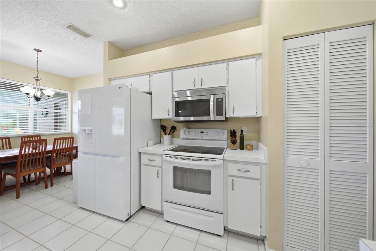 4941 Willow Ridge Terrace , Valrico, FL 33596 Photo