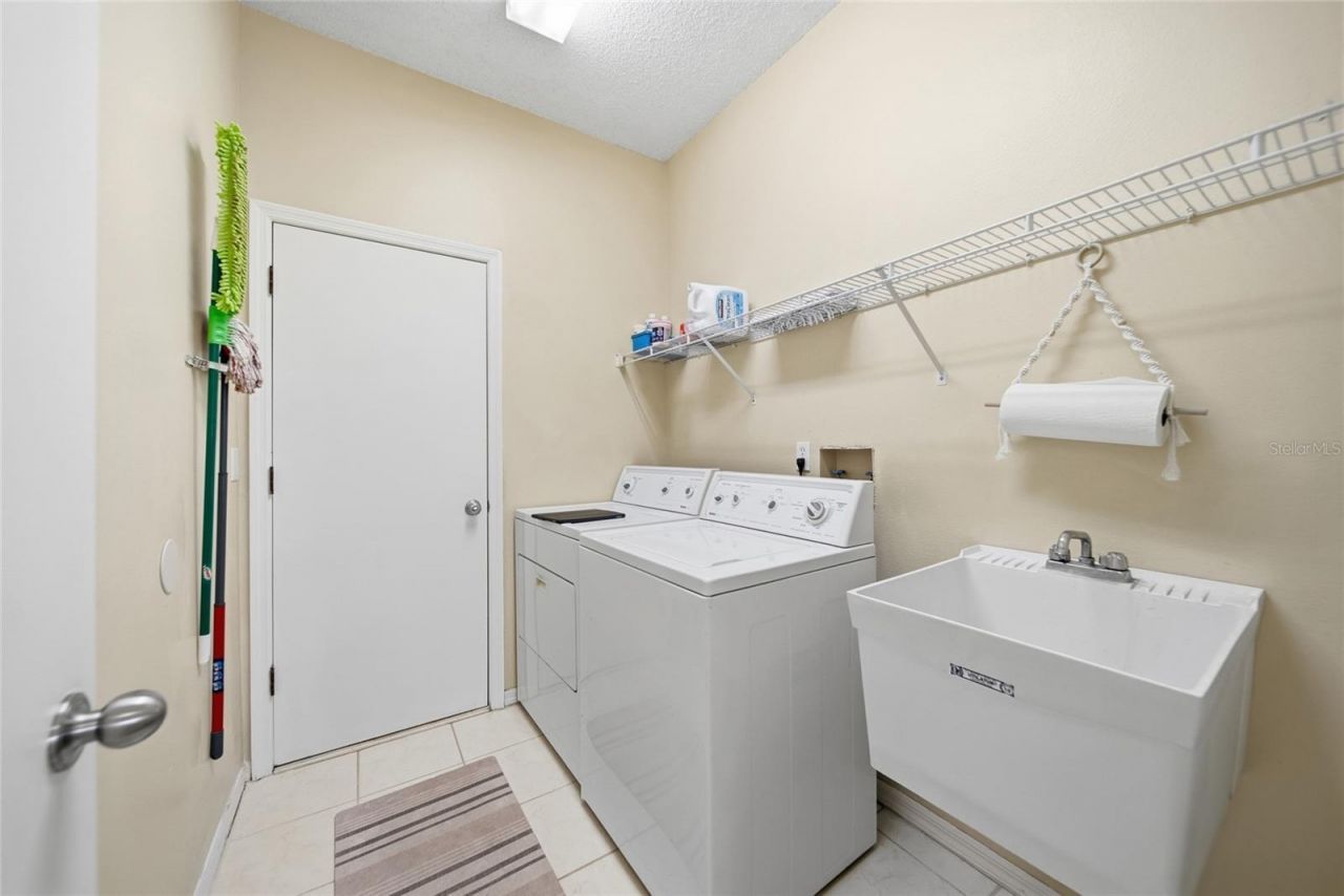 4941 Willow Ridge Terrace , Valrico, FL 33596 Photo