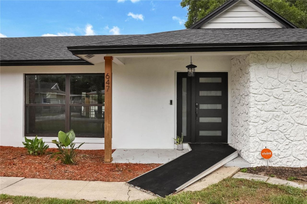 647 E Hillcrest Street , Altamonte Springs, FL 32701 Photo