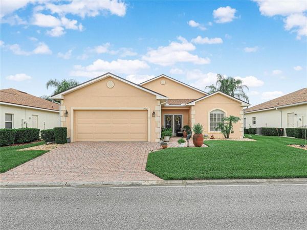 4072 DUNMORE DRIVE , LAKE WALES, FL 33859