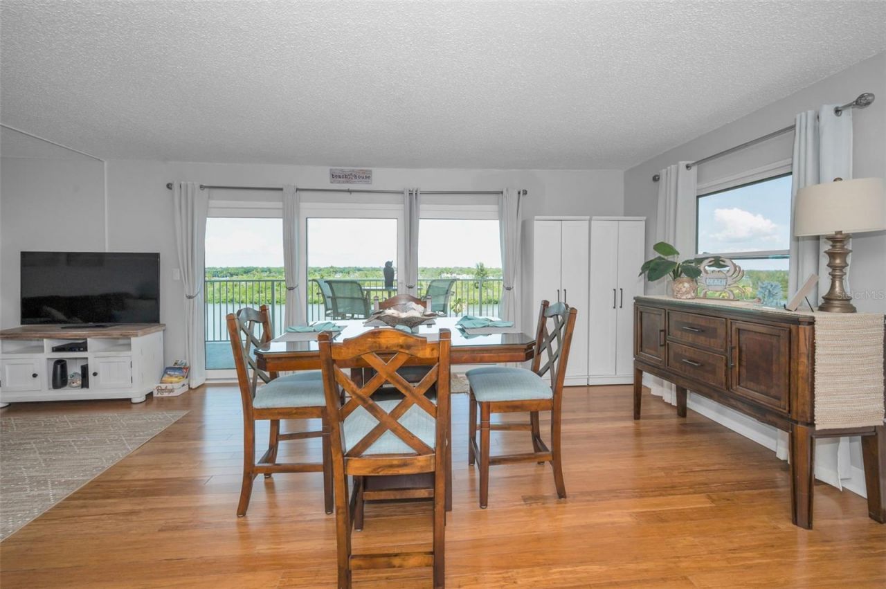 18610 Gulf Boulevard , Unit 610, Indian Shores, FL 33785 Photo