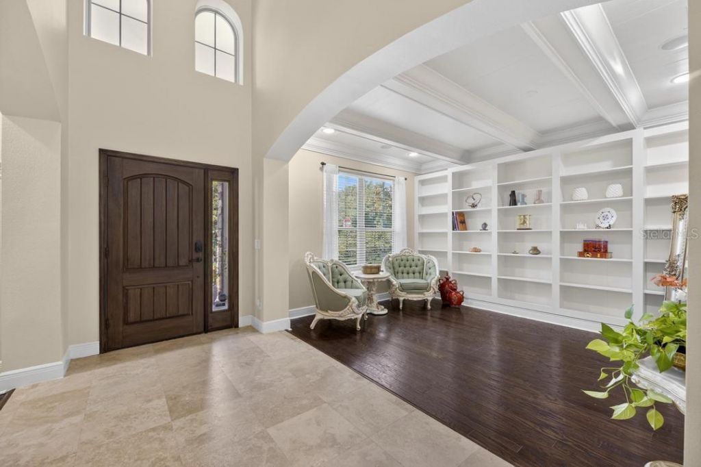 1823 Bella Casa Court, Tampa, FL 33618 Photo