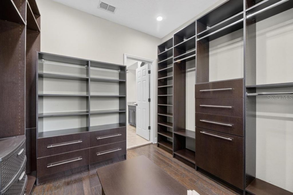 1823 Bella Casa Court, Tampa, FL 33618 Photo