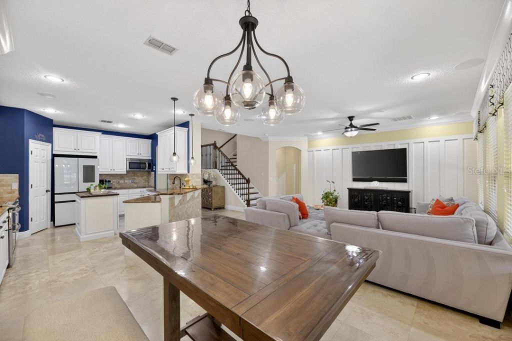 1823 Bella Casa Court, Tampa, FL 33618 Photo