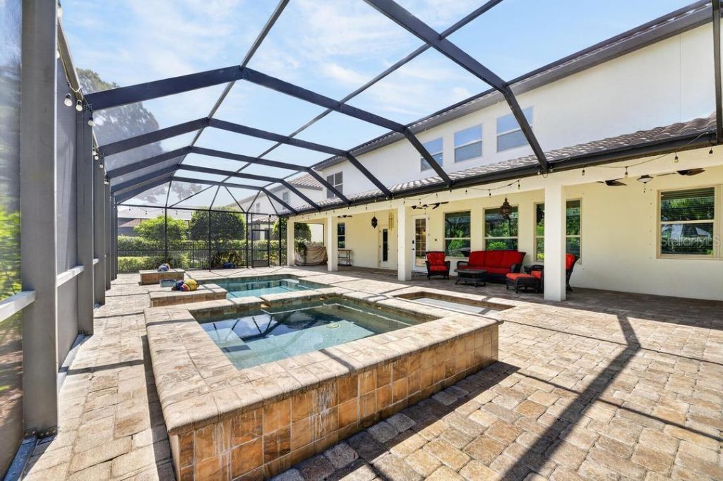 1823 Bella Casa Court, Tampa, FL 33618 Photo