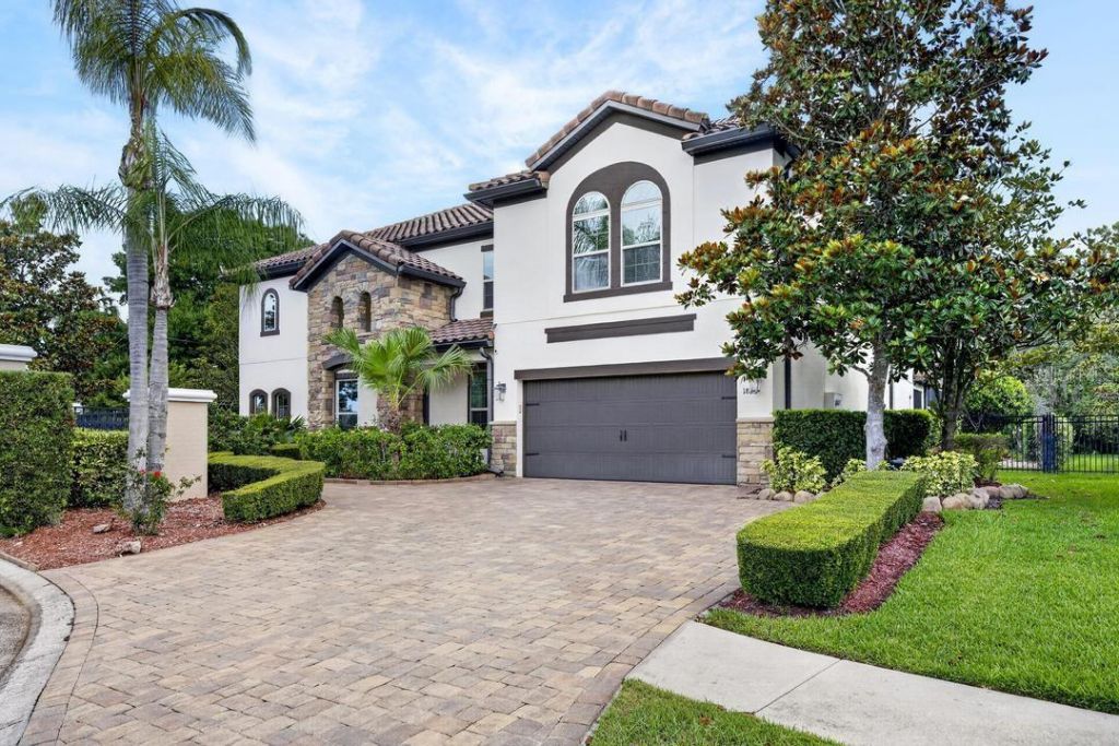 1823 Bella Casa Court, Tampa, FL 33618 Photo