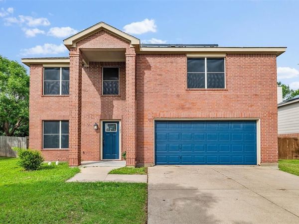 105 Vivian Drive, Waxahachie, TX 75165