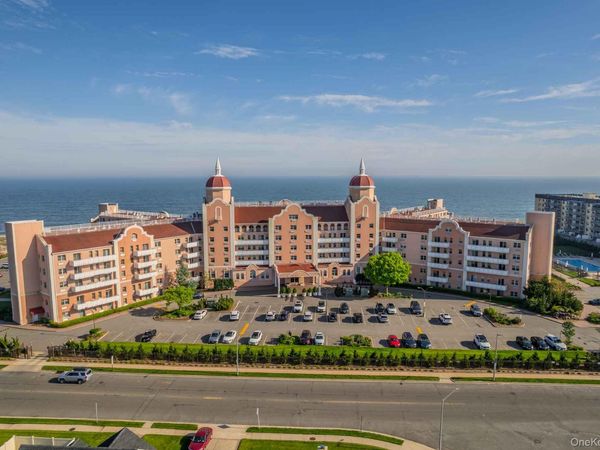 2 Richmond Road , Unit 3R, Lido Beach, NY 11561
