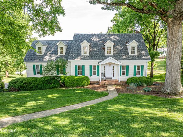 20010 Oakwood Drive, Abingdon, VA 24211