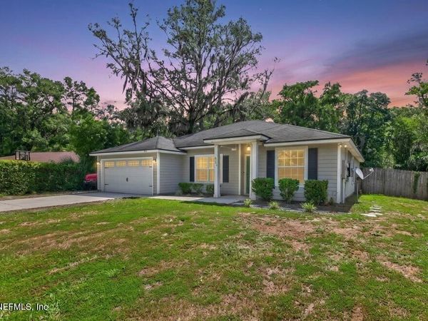 873 GRACE Circle E, Jacksonville, FL 32205