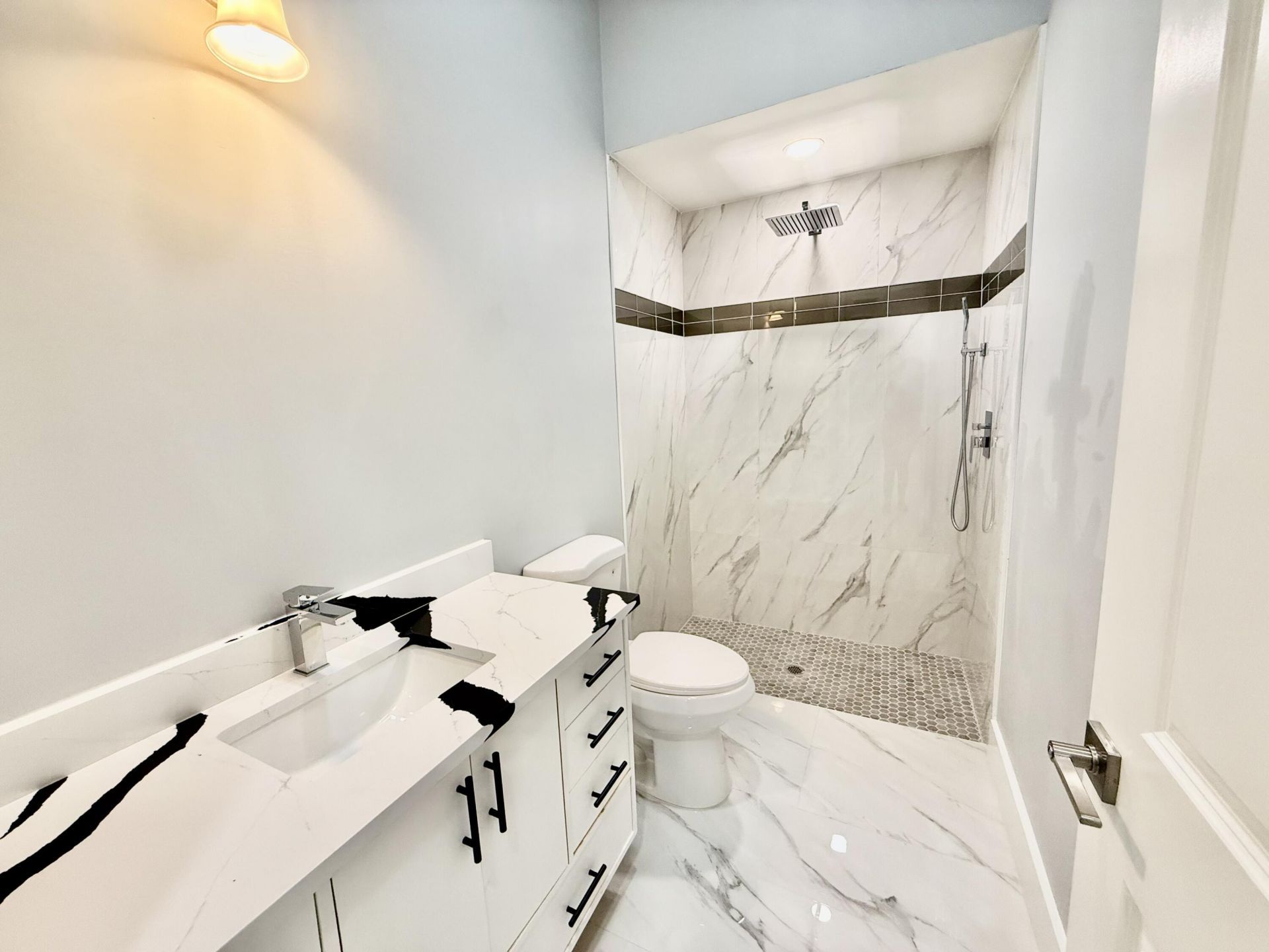 660 NE Moss Rose Place, Port Saint Lucie, FL 34983 Photo