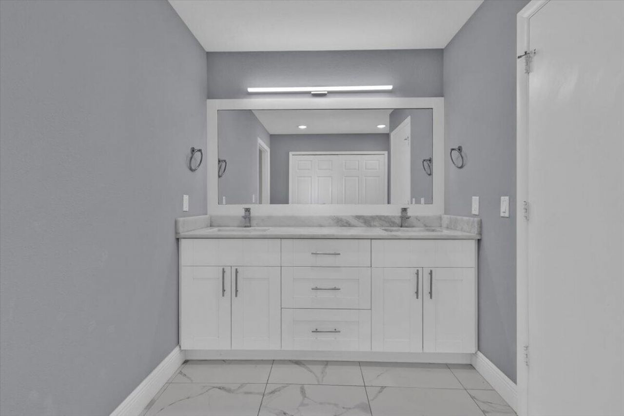 3535 SE Sandpiper Court, Port Saint Lucie, FL 34952 Photo