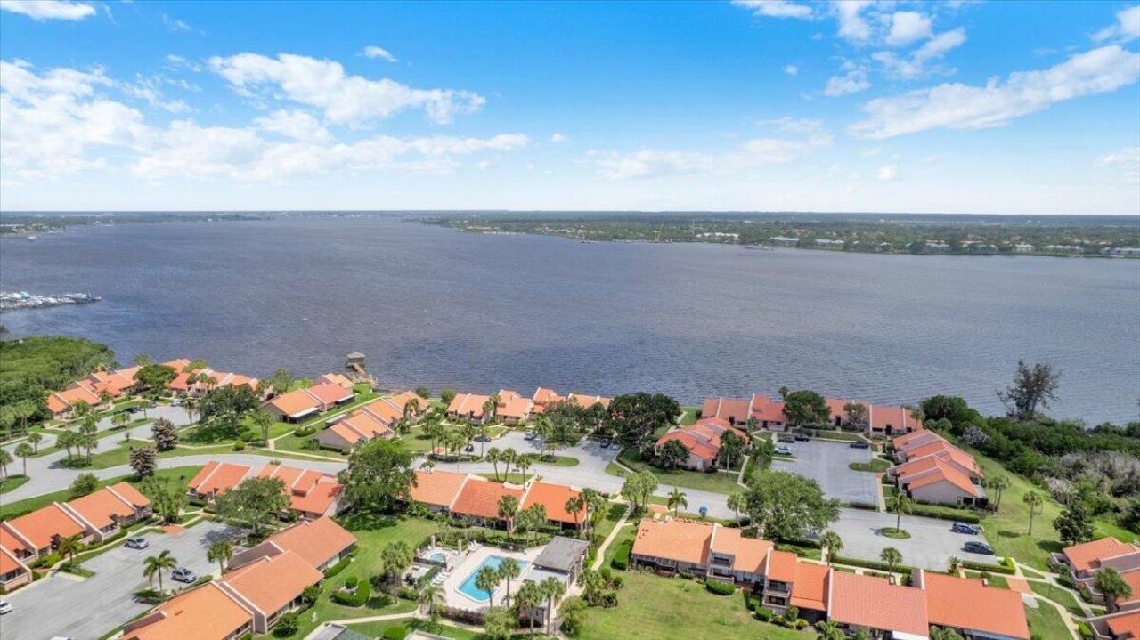 3535 SE Sandpiper Court, Port Saint Lucie, FL 34952 Photo