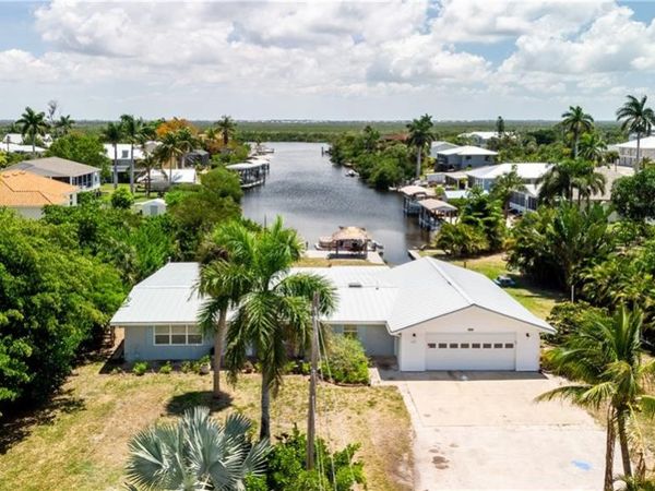5387 Marina DR, BOKEELIA, FL 33922
