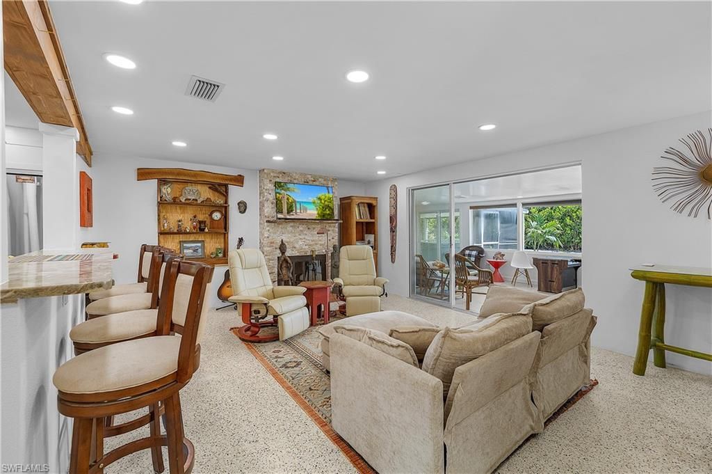5387 Marina Dr, Bokeelia, FL 33922 Photo