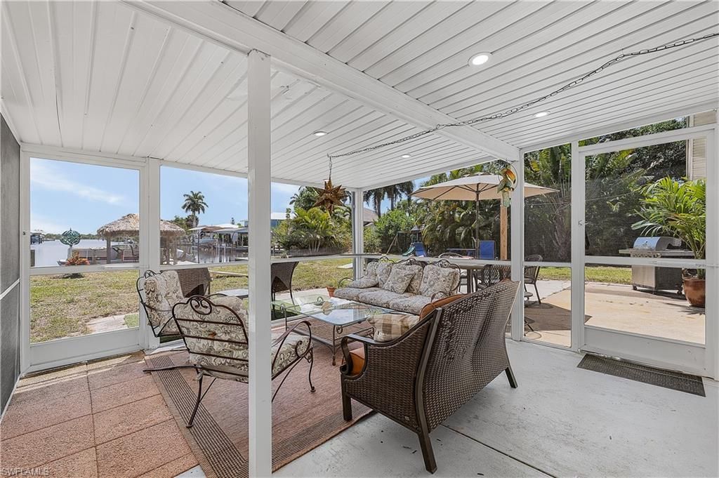 5387 Marina Dr, Bokeelia, FL 33922 Photo
