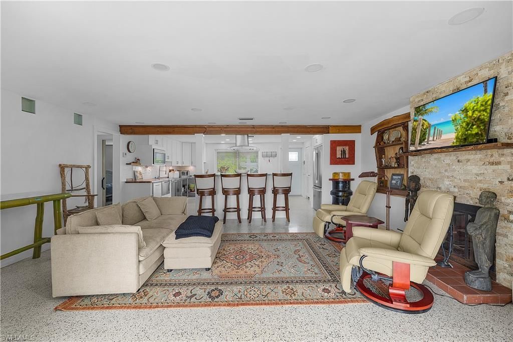 5387 Marina Dr, Bokeelia, FL 33922 Photo
