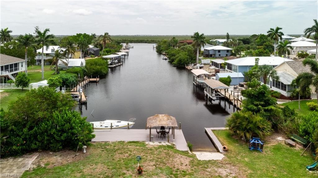 5387 Marina Dr, Bokeelia, FL 33922 Photo