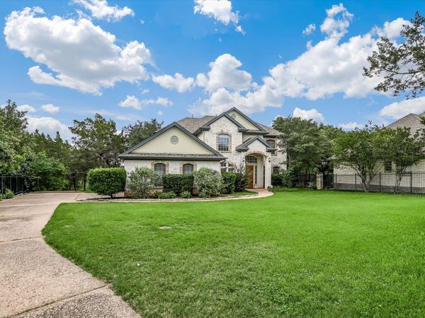 801 Chrissys CV, Austin, TX 78733
