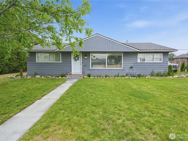 214 G Street NE, Ephrata, WA 98823