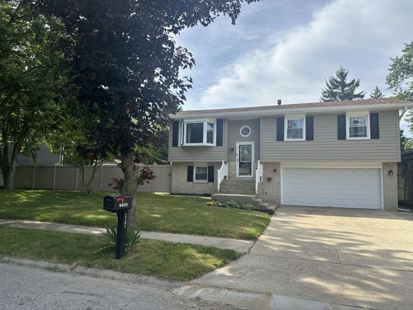 6605 Potomac Avenue, Portage, IN 46368
