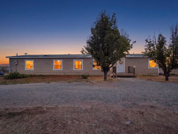 4 Forest Court , Edgewood, NM 87015