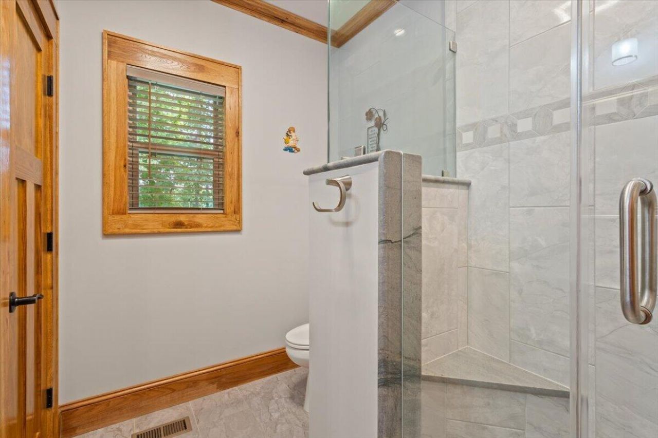 117 Hickory Landing Court Photo 29