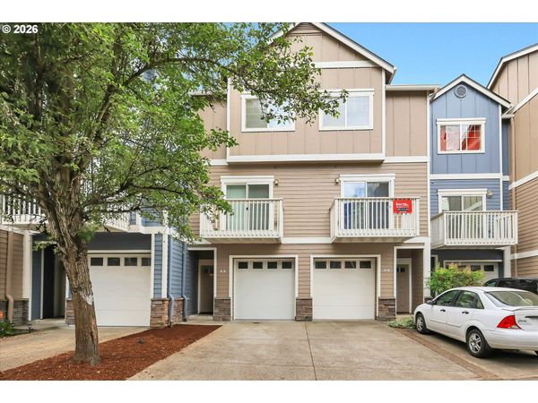 18465 SW STEPPING STONE DR, Unit 10, Beaverton, OR 97003