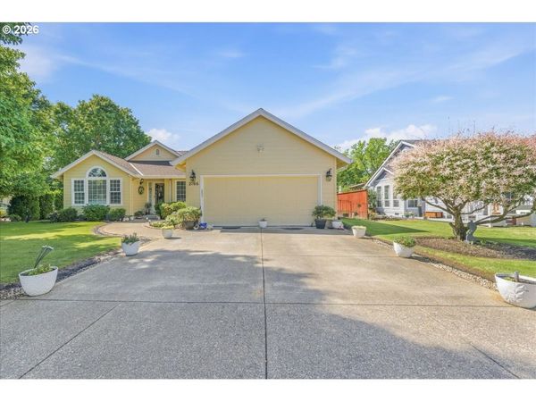 2166 SW ALEXANDRIA ST, McMinnville, OR 97128