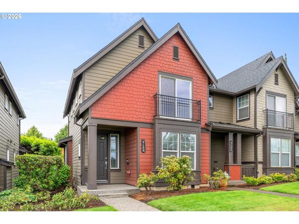 7124 NE CHERRY DR, Hillsboro, OR 97124