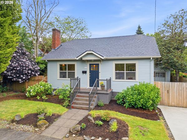 1584 N PRESCOTT ST, Portland, OR 97217
