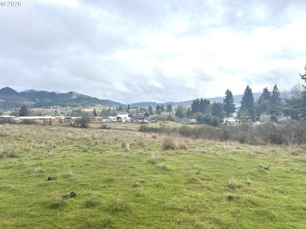 0 First ST, Yoncalla, OR 97499