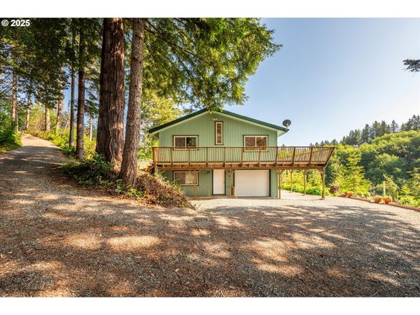 96333 WILDWOOD RD, Brookings, OR 97415