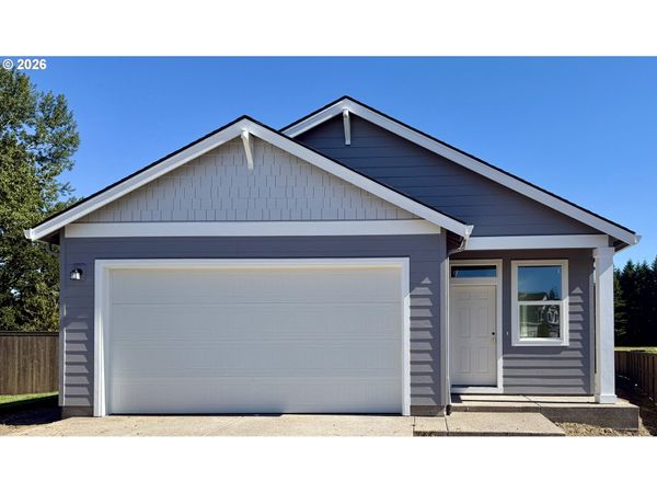 1514 N YOUNG ST, Lafayette, OR 97127