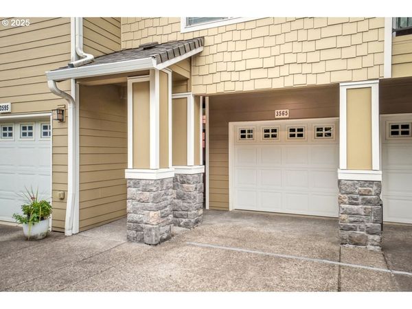 3565 SUMMERLINN DR, West Linn, OR 97068