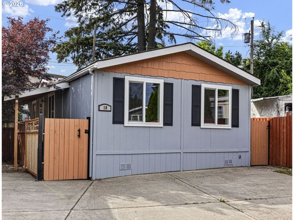 9700 SW TUALATIN RD, Unit 18, Tualatin, OR 97062