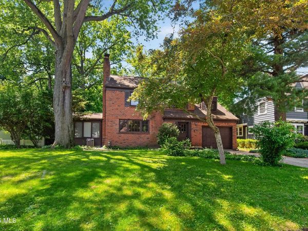 3425 Brantford Road , Ottawa Hills, OH 43606