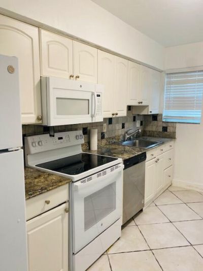 2837 NE 30th Street, Unit 2, Fort Lauderdale, FL 33306 Photo