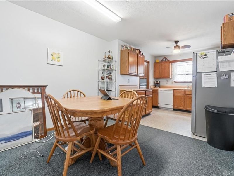 815 Spring Lake Circle, Enon Vlg, OH 45323 Photo 14