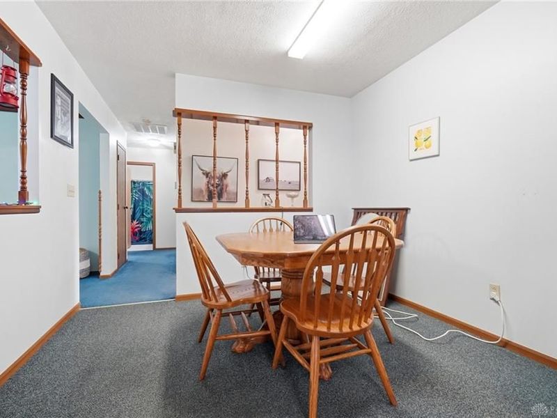815 Spring Lake Circle, Enon Vlg, OH 45323 Photo 16