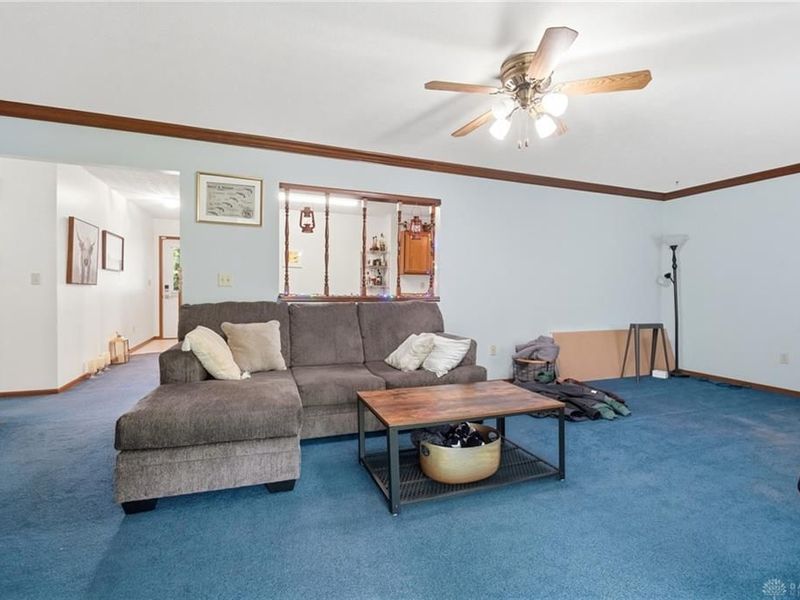 815 Spring Lake Circle, Enon Vlg, OH 45323 Photo 9