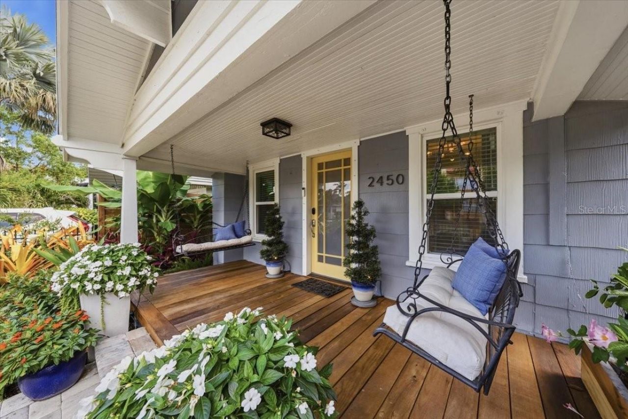 2450 Burlington Avenue N, Saint Petersburg, FL 33713 Photo