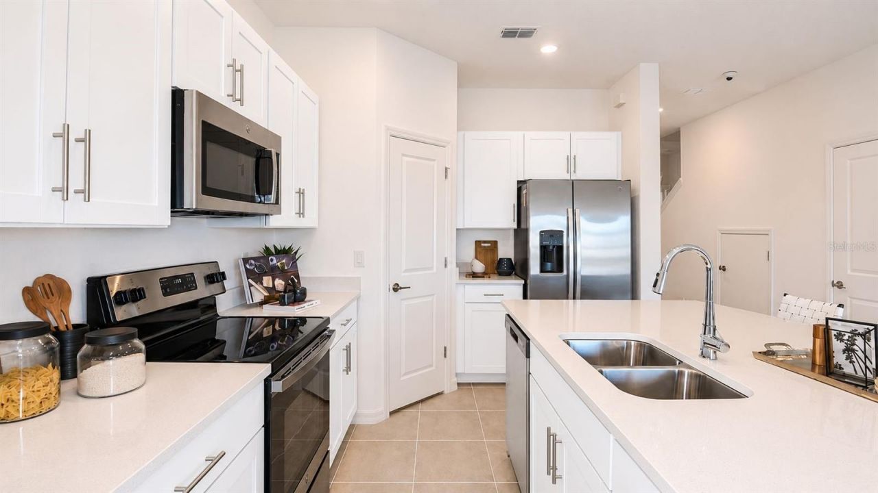 11821 Glenside Terrace, Palmetto, FL 34221 Photo