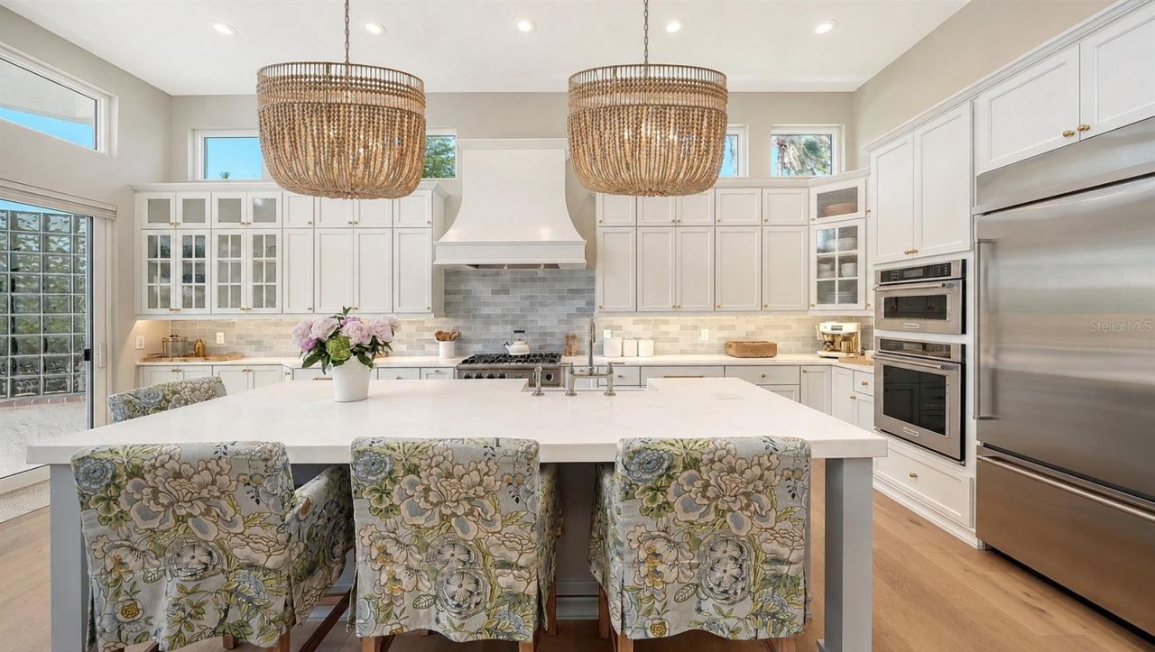 3563 Fair Oaks Lane, Longboat Key, FL 34228 Photo