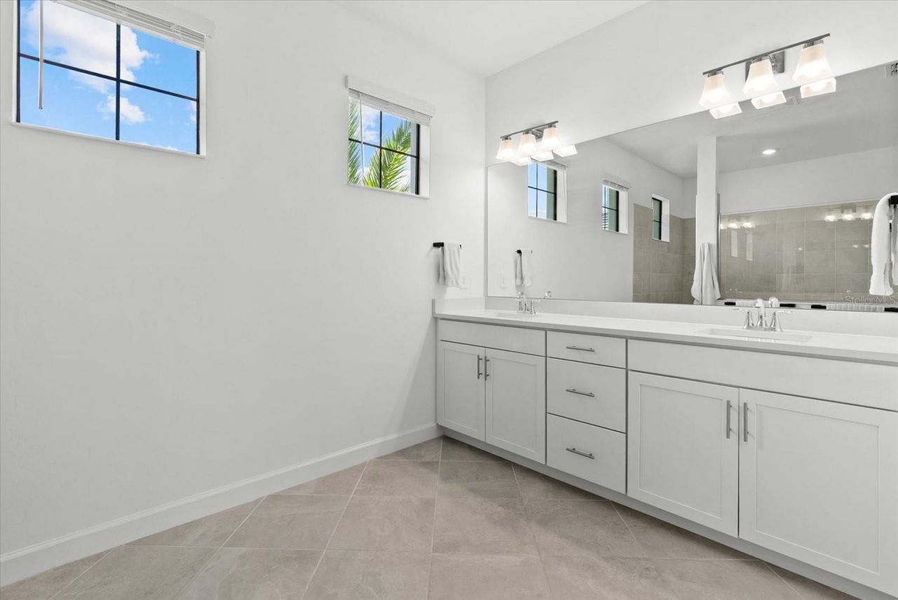 15347 Golden Beam Place, Lakewood Ranch, FL 34211 Photo