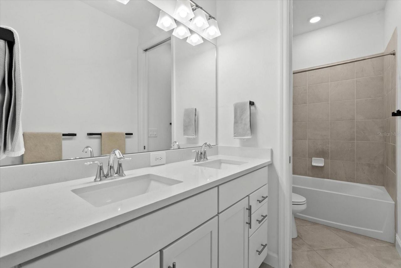 15347 Golden Beam Place, Lakewood Ranch, FL 34211 Photo