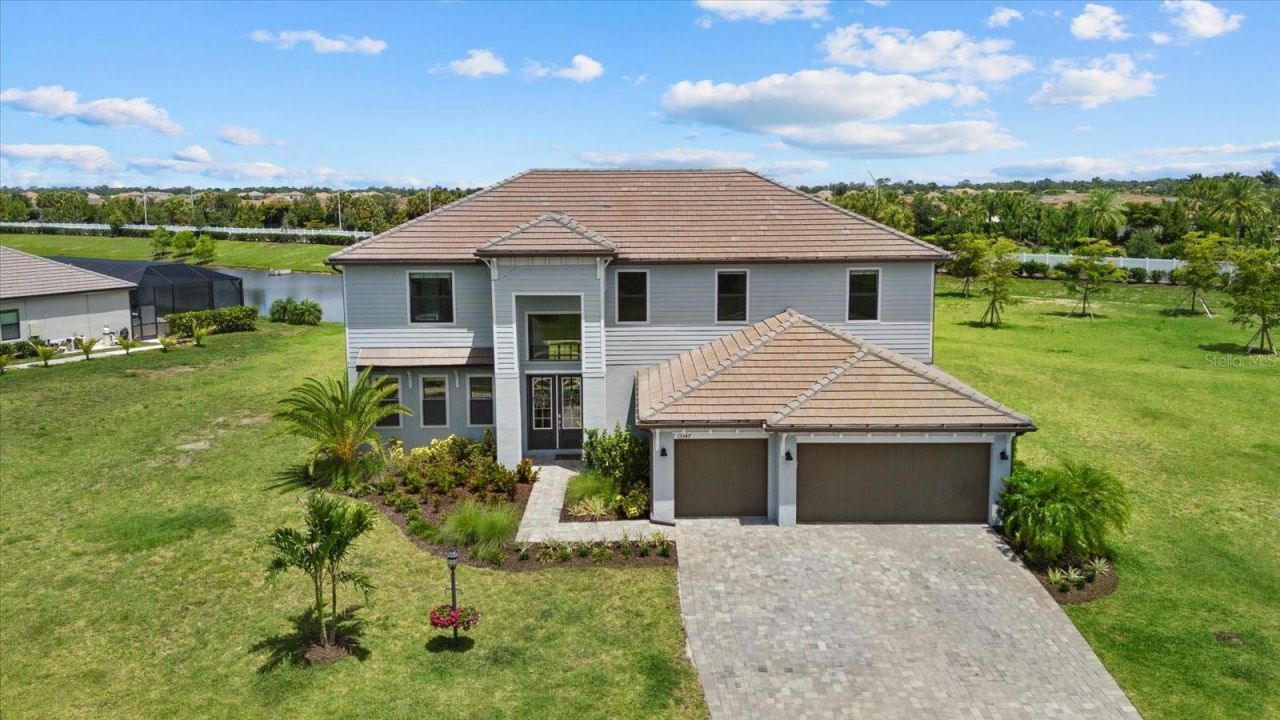 15347 Golden Beam Place, Lakewood Ranch, FL 34211 Photo