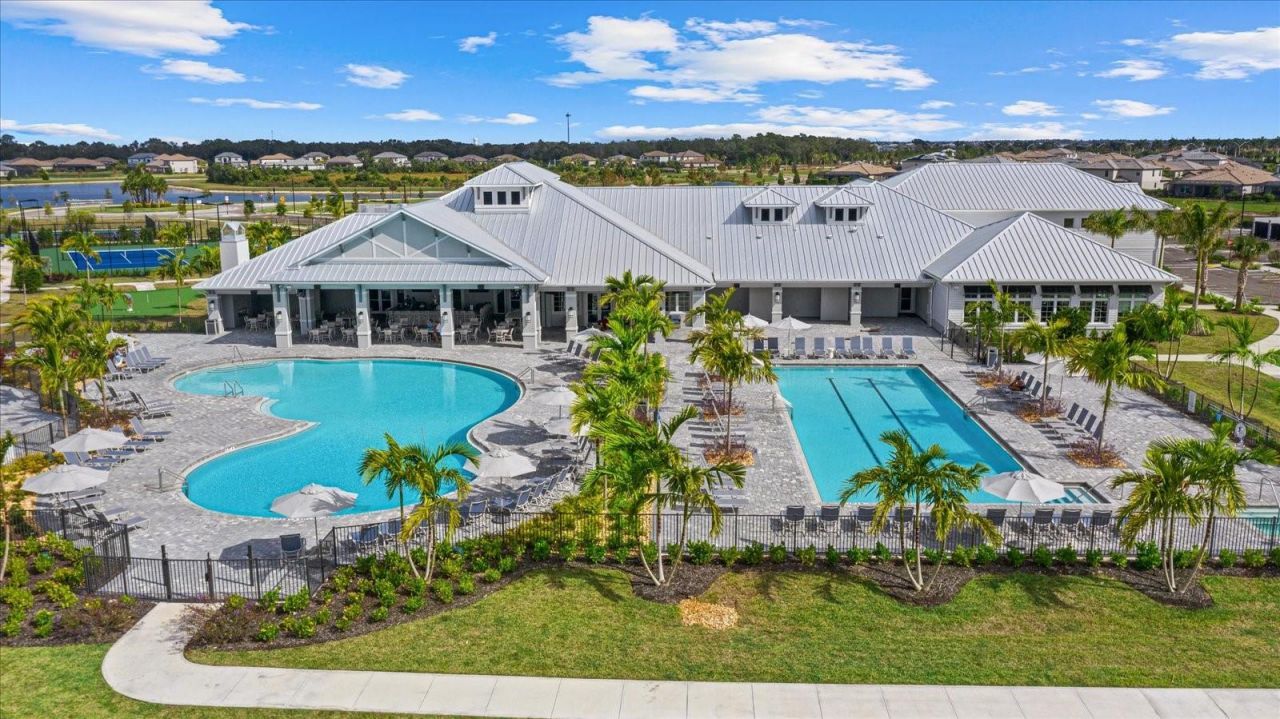 15347 Golden Beam Place, Lakewood Ranch, FL 34211 Photo