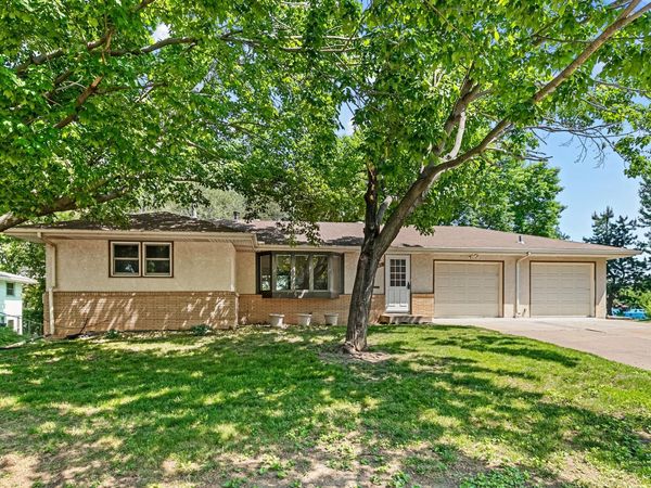 685 51st Avenue NE, Columbia Heights, MN 55421